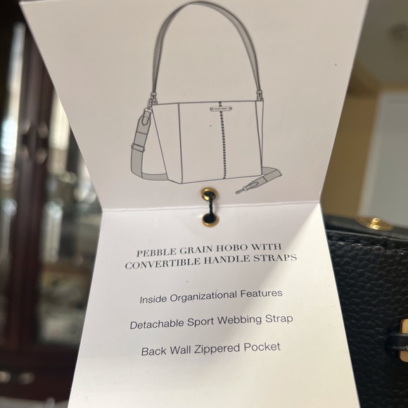 Ellen Tracy Handbags Pebble Grain Hobo W/Convertible Handle Straps. Brand New. - Picture 6 of 8